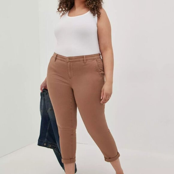 Torrid Crop Skinny Chino Stretch Twill Mid Rise Pants Brown New Plus Size 28 - Picture 1 of 9